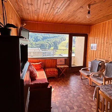 아파트 Au Coeur De Super Besse, Vue Sur Montagnes - Fr-1-814-101