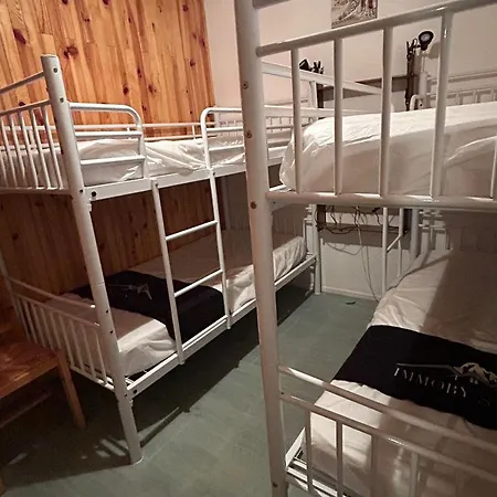 Au Coeur De Super Besse, Vue Sur Montagnes - Fr-1-814-101 아파트 베세-에-생타나스타시