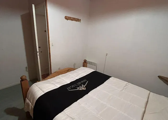 Au Cœur De Besse, Vue Sur Montagnes - Fr-1-814-101