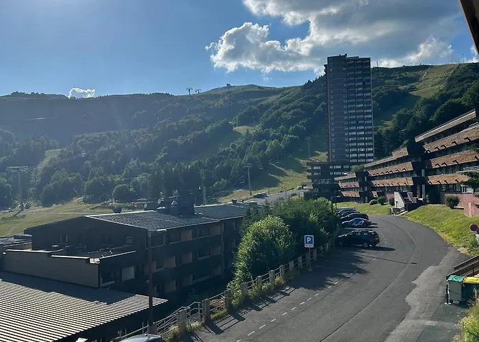 Appartement Au Cœur De Besse, Vue Sur Montagnes - Fr-1-814-101 *