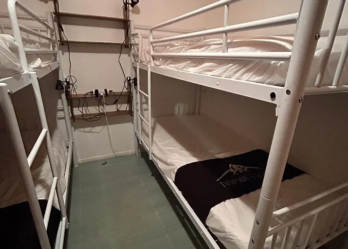 Au Cœur De Besse, Vue Sur Montagnes - Fr-1-814-101 Appartement Super-Besse